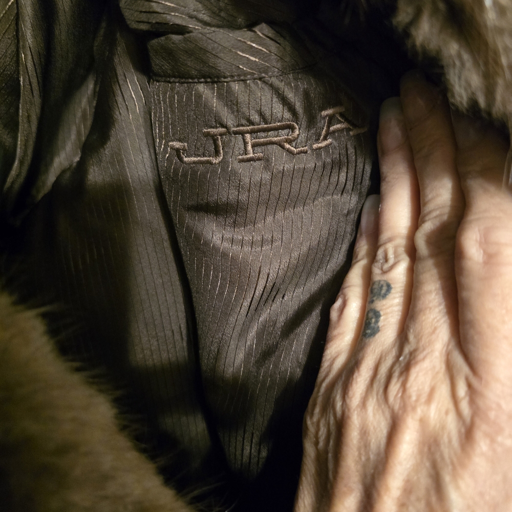 Men's Brown Fur Coat - Picture 4 of 9